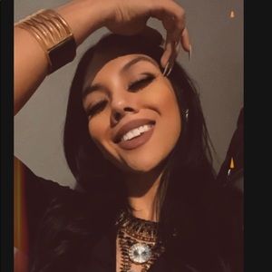 Meet your Posher, Mariana